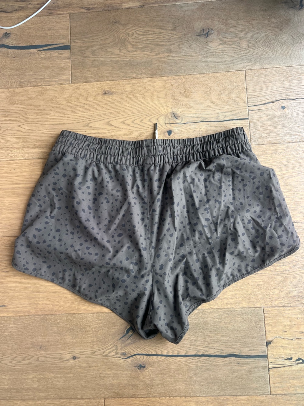 Vuori Olive Gray Dot-Print Athletic Shorts - Picture 2 of 2